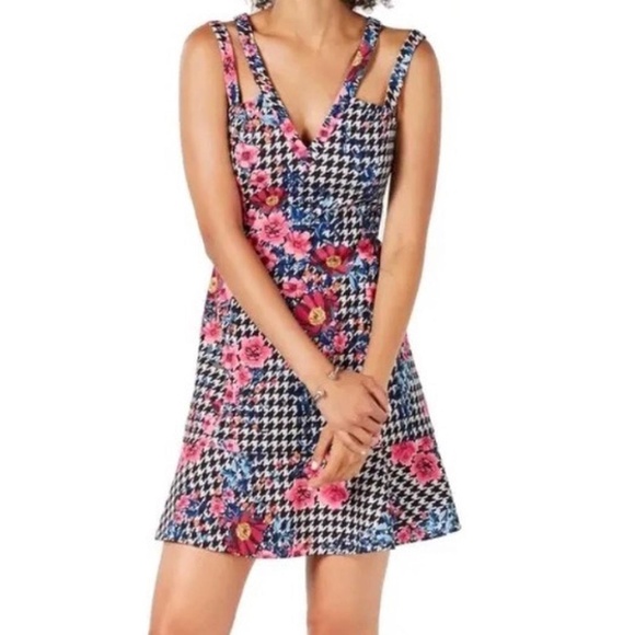 NWT GUESS Houndstooth Floral dress size 8 - Picture 2 of 2